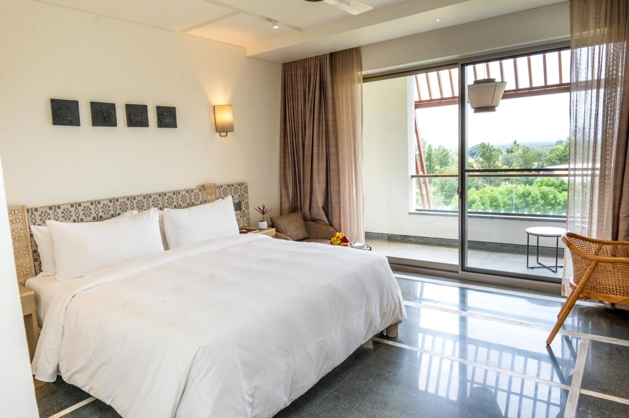 Отель Oro The Estates, Nandi Hills Nandigunda Экстерьер фото