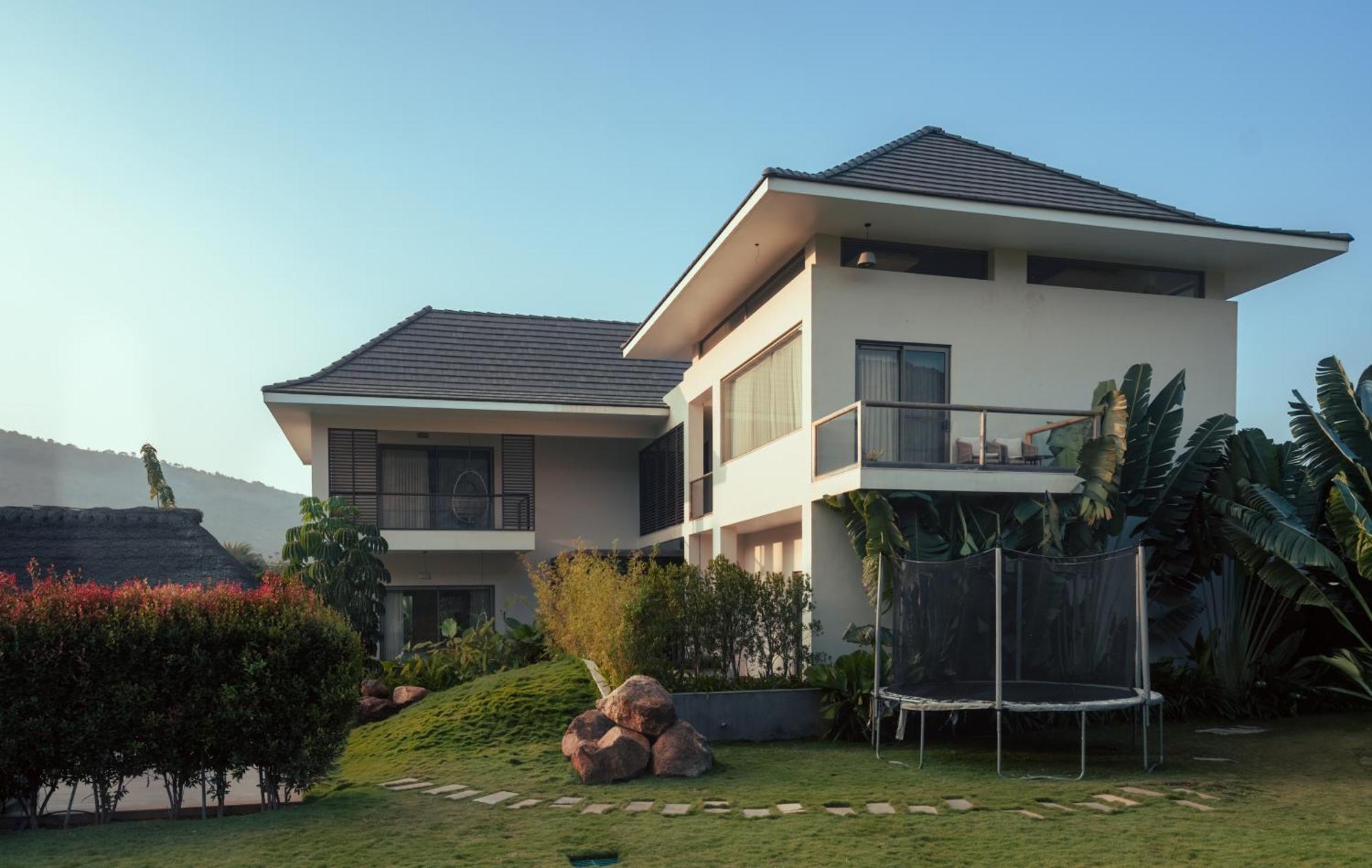 Отель Oro The Estates, Nandi Hills Nandigunda Экстерьер фото